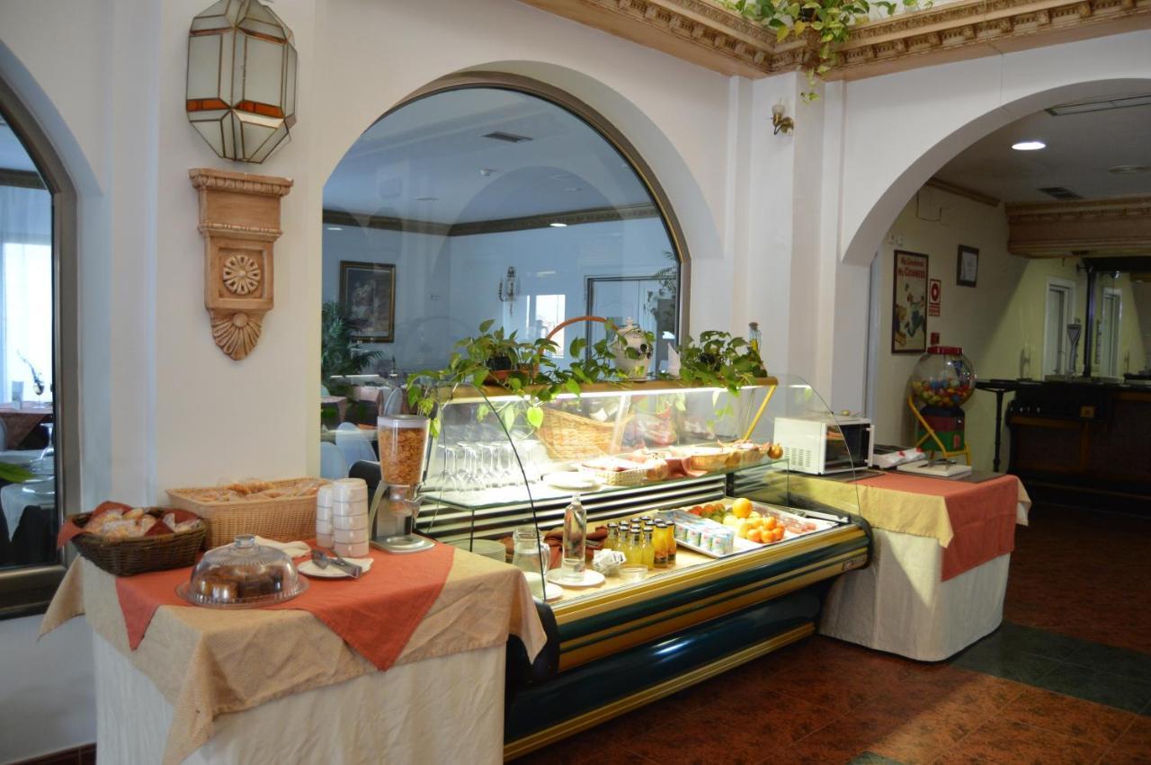 Hotel Poniente Moraleda De Zafayona Extérieur photo