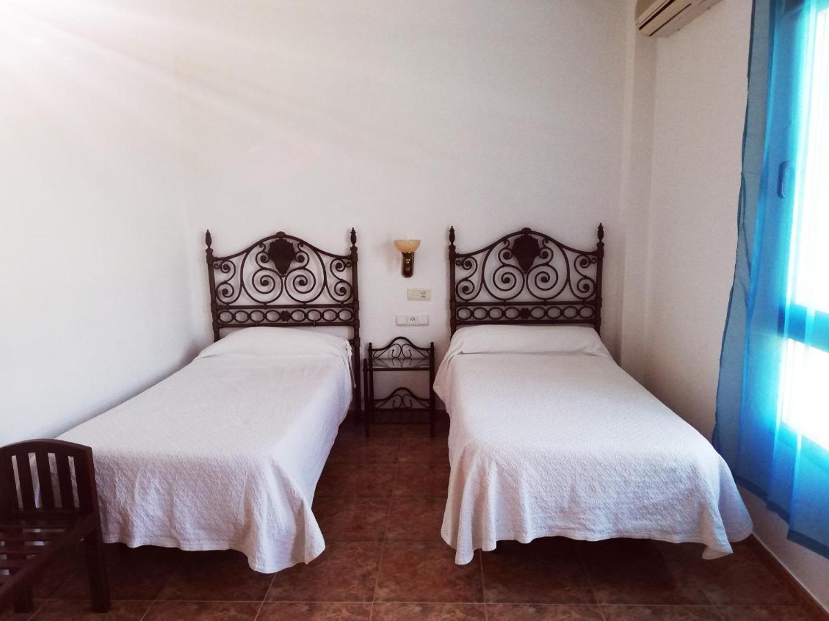 Hotel Poniente Moraleda De Zafayona Extérieur photo
